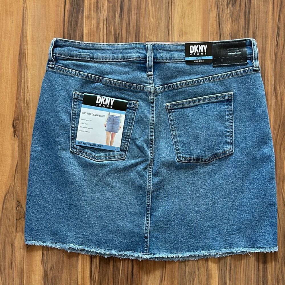 NEW DKNY Mid Rise Denim Skirt - Picture 8 of 9